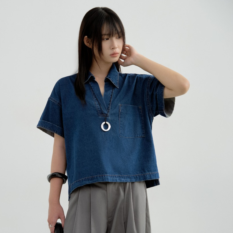 Áo Sơ Mi Nữ Ngắn Tay Cổ V Đứng Form, Áo Kiểu Nữ Jeans Denim   - Raw Denim Top - The J Studio