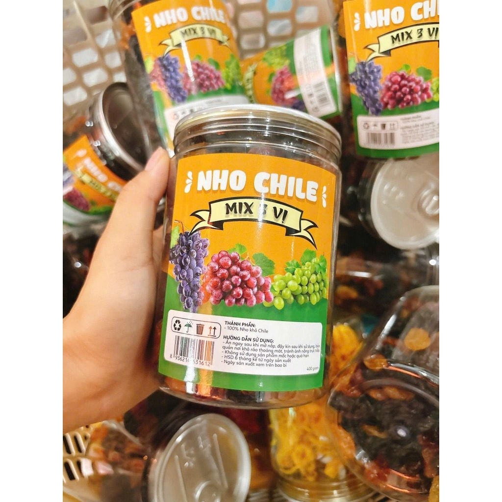 NHO KHÔ MỸ 3 MÀU ( hộp 300g)