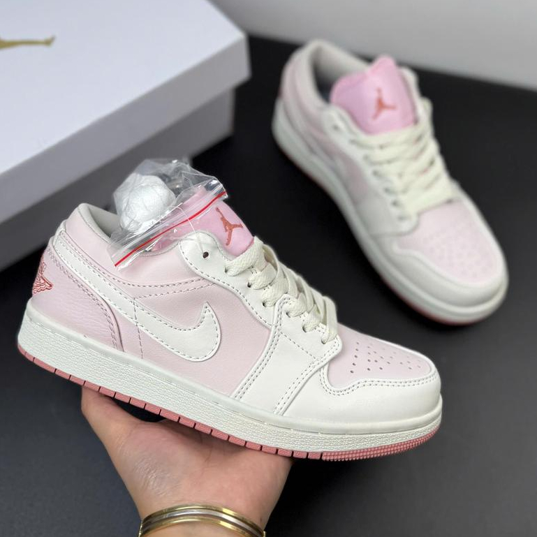 Giày Thể Thao JD1 Low SE Strawberry Milksake - Giày JD1 Thấp Cổ Màu Hồng Sữa