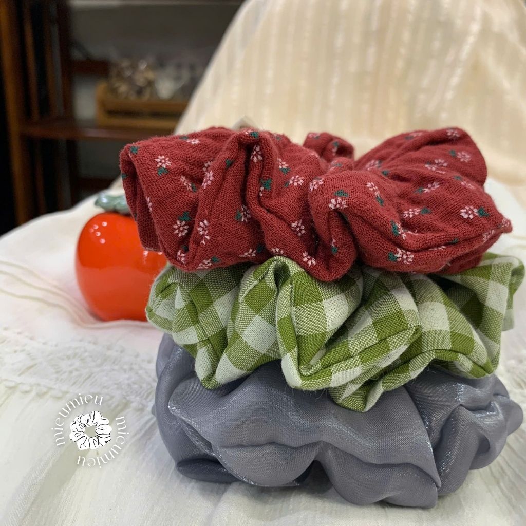 Cột tóc scrunchies handmade xinh xắn