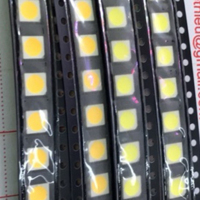 Led dán SMD mắt 5050. bán theo vỉ 20 con