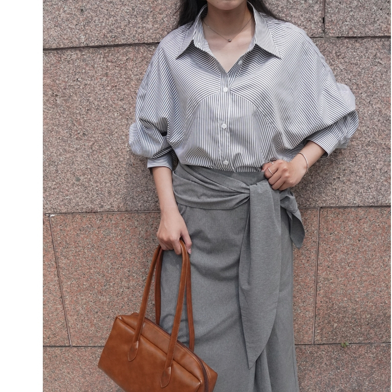 Áo sơ mi nữ phom rộng KHÂU BY CQ Oversized