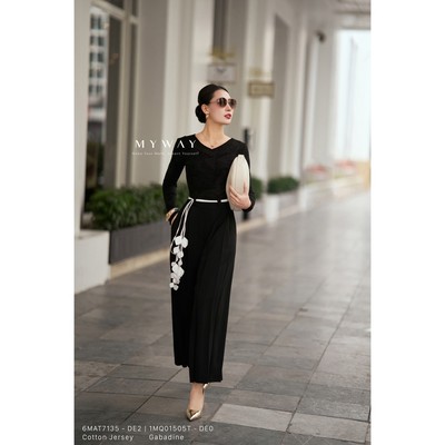 Áo Thun Nữ MY WAY Cổ V Dài Tay Phối Bèo Ngực Sang Chảnh 6MAT7135 DB