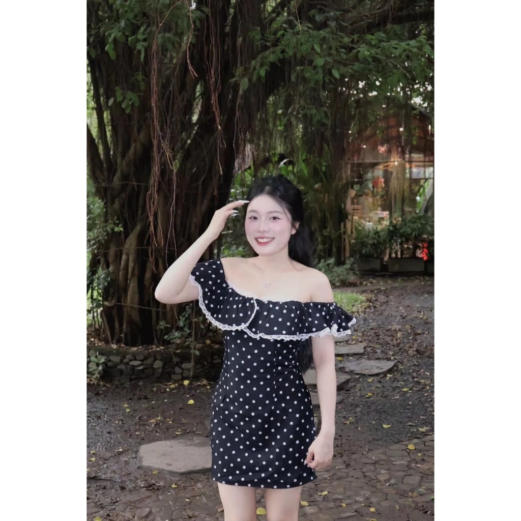 Váy Body Trễ Vai Viền Ren Dáng Ngắn Tôn Dáng Hoạ Tiết Chấm Bi Hot Kieupham.shop | BigBuy360 - bigbuy360.vn