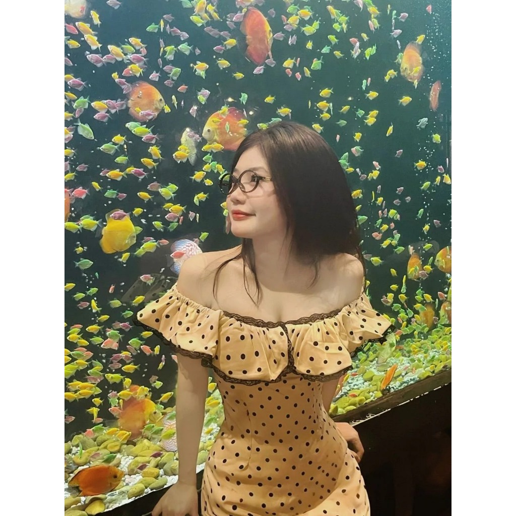 Váy Body Trễ Vai Viền Ren Dáng Ngắn Tôn Dáng Hoạ Tiết Chấm Bi Hot Kieupham.shop | BigBuy360 - bigbuy360.vn