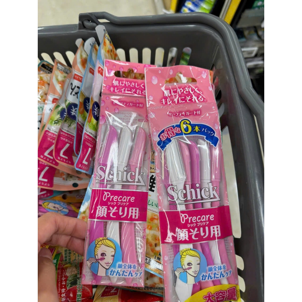 Dao cạo chân mày Schick