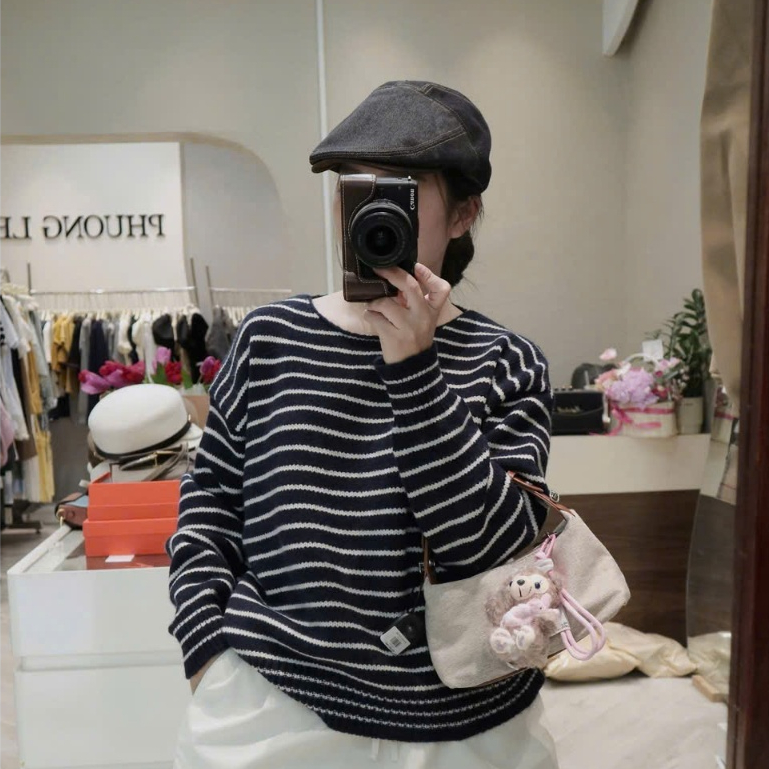 KEELYN CLOTHING - Áo Len Cổ Tròn Kẻ Ngang, Áo Len Lông Thỏ Cổ Tròn Bo Gấu, Áo Len Sweater