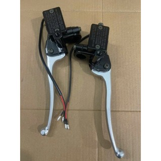 Tay củ dầu trên xe điện Vespa Dibao chính hãng