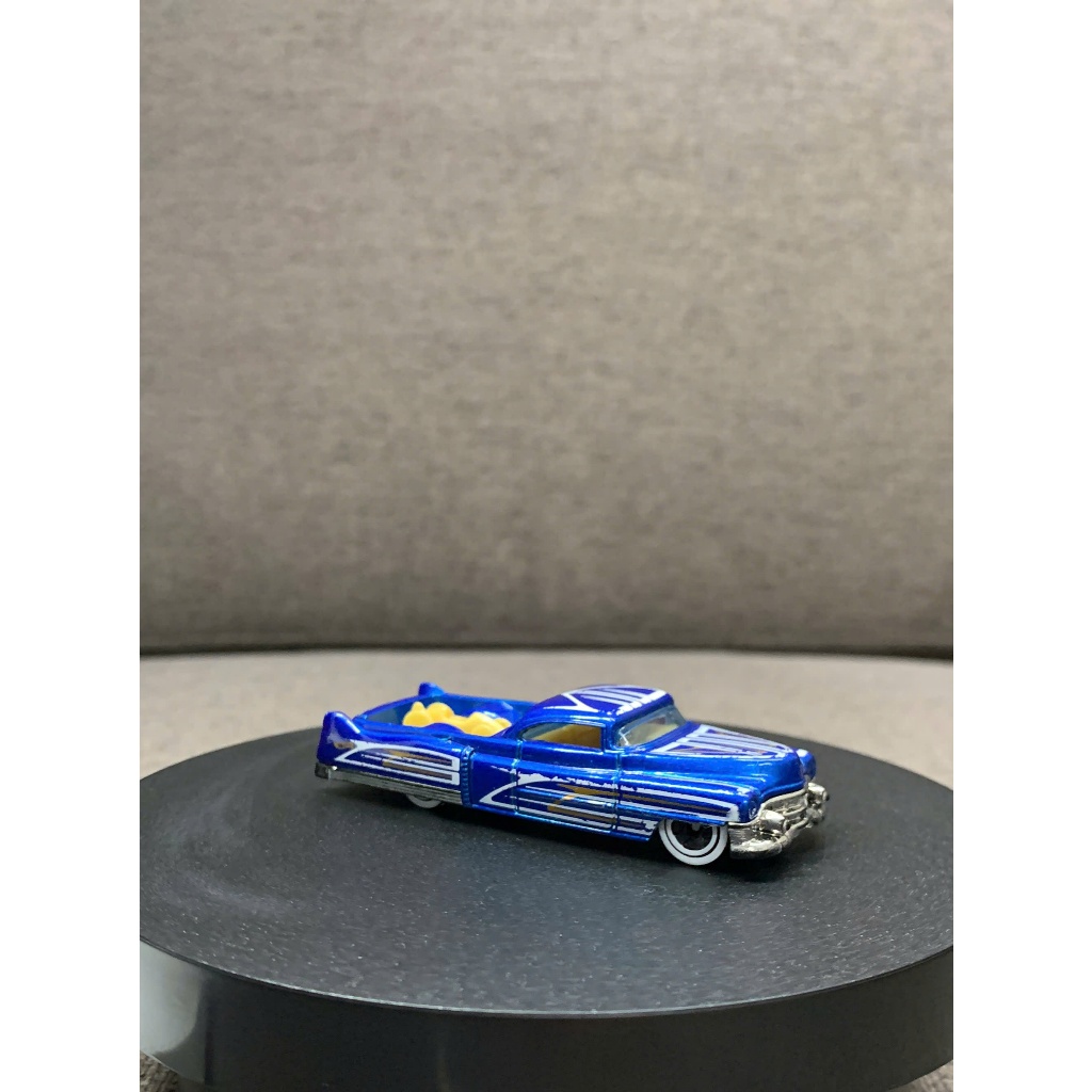 Hãng Hot Wheels-Cadillac Custom 1953 (loose trầy, nguyên bản)