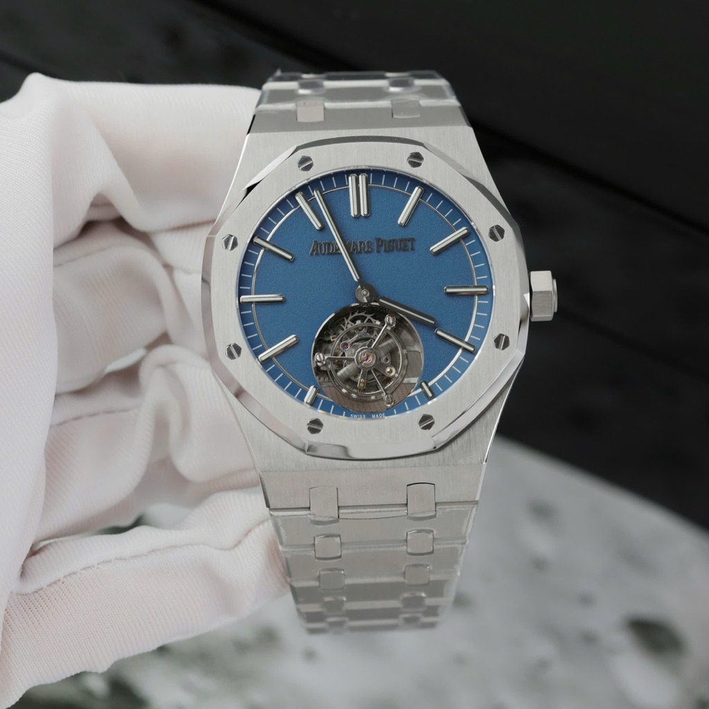 Audemars Piguet Royal Oak Self Winding Flying Tourbillon 41mm 267300 Bộ máy: Cơ tự động – Tourbillon