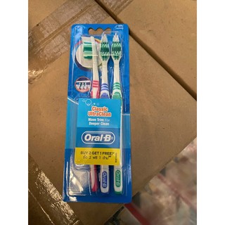 vỉ 3 Bàn chải Oral-B Classic Ultraclean