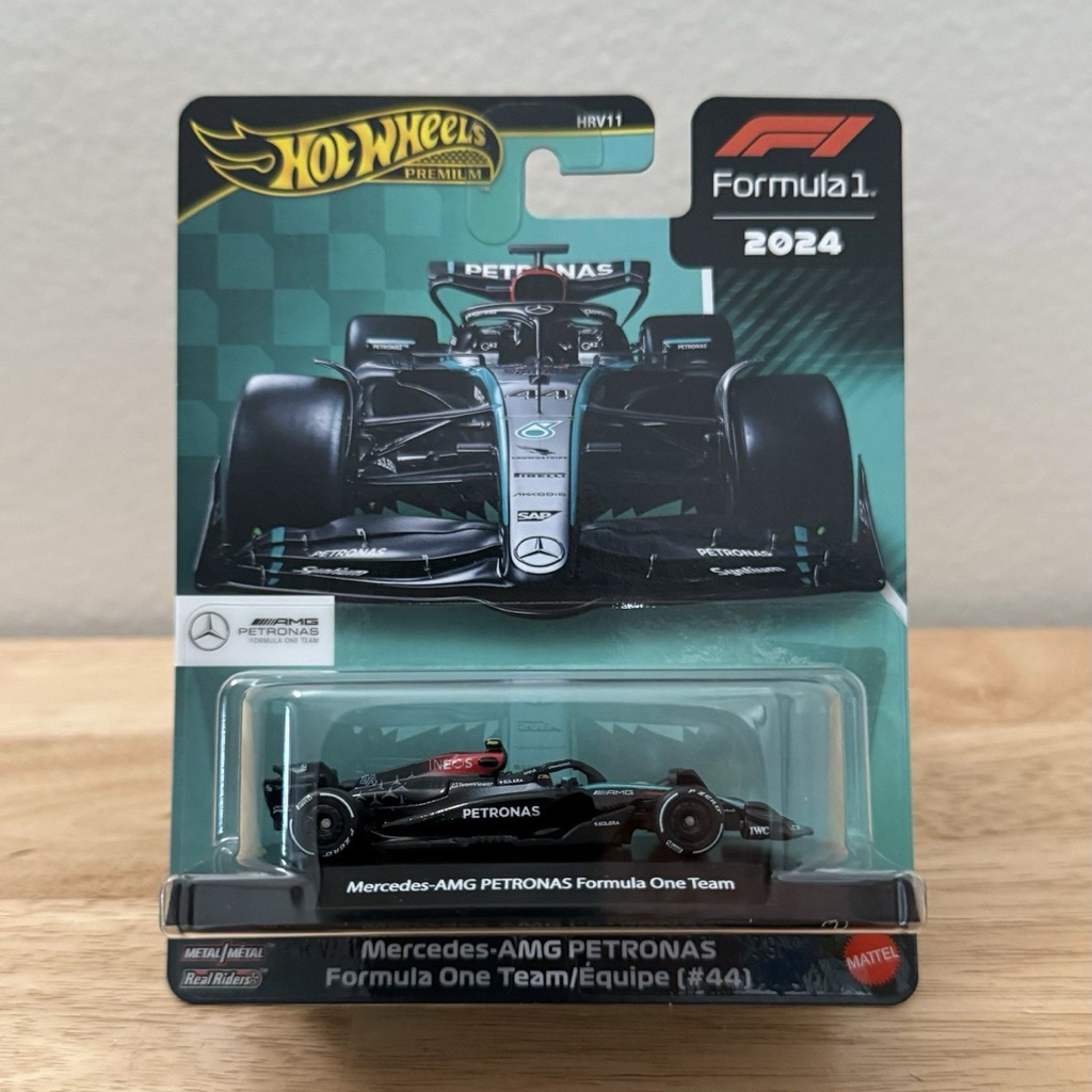 Xe mô hình Hot Wheels Premium Mercedes-AMG Petronas Fomular One Team/Equipe (#44) - HRV11