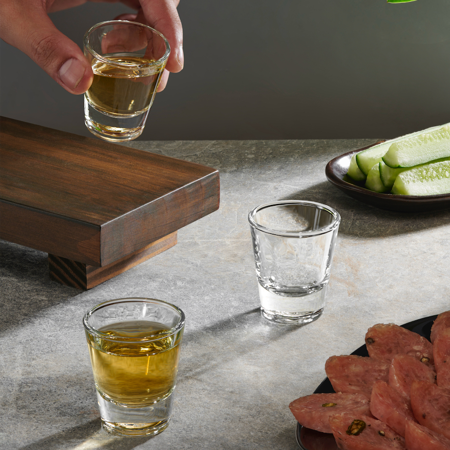 Bộ 12 cốc rượu thủy tinh LOTUS GLASS VTC197 trong suốt cao cấp, an toàn