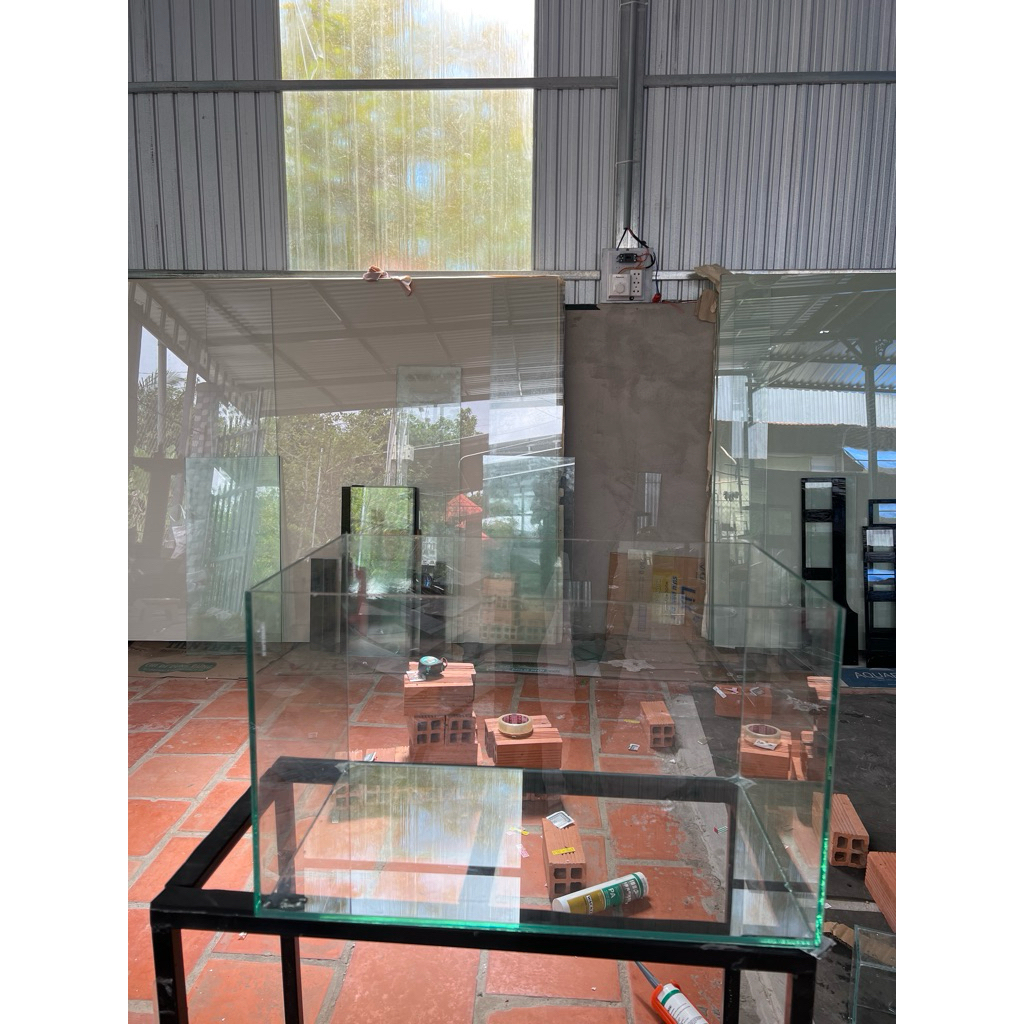 Hồ cá 50*30*30 trơn kính 5li chỉ ship miền nam và miền trung