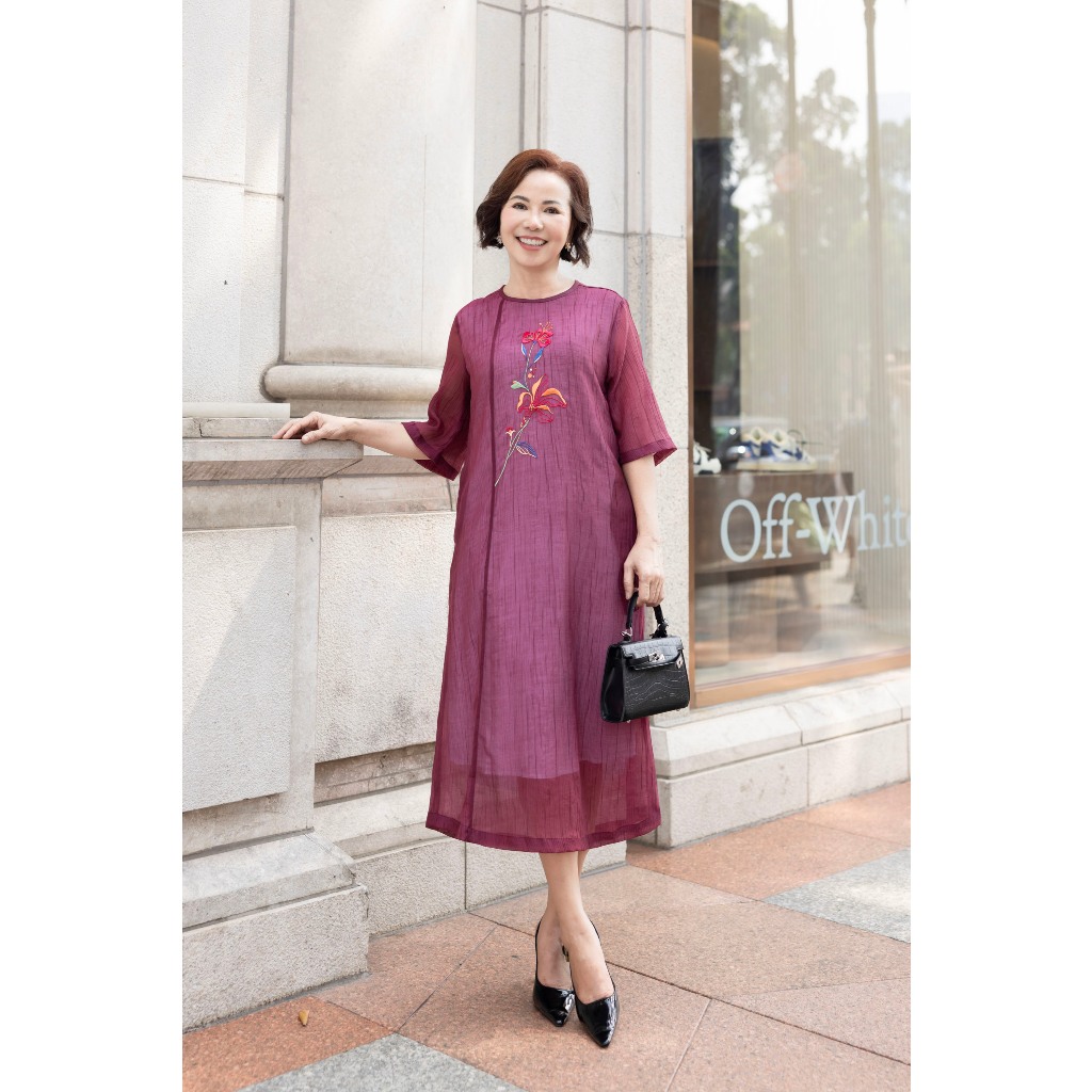M COLLECTION | Đầm Nữ Trung Niên Tặng Mẹ Phom Suông Tơ Xốp Mềm Nhẹ Mặc Thoáng Mát Thêu Hoa - D12206 | BigBuy360 - bigbuy360.vn