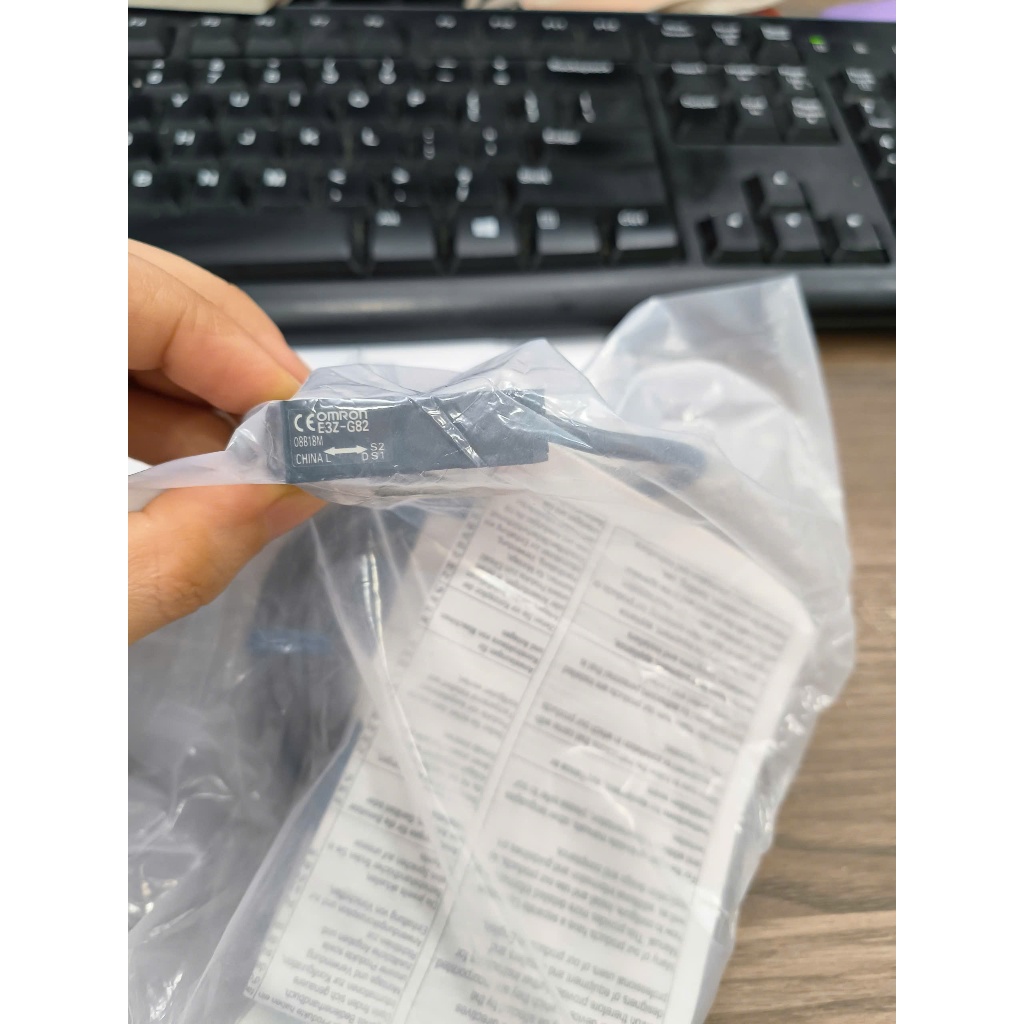 Cảm biến E3Z-G82 2M, Cảm biến E3Z-G82 2M, Cảm biến E3Z-G82 2M, Cảm biến E3Z-G82 2M