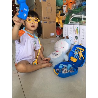 Vali bác sỉ tí hon cho bé