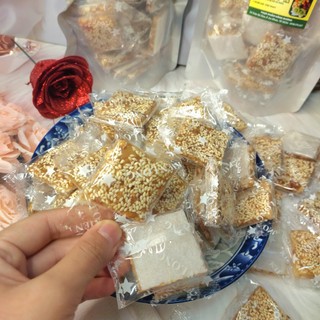100g Kẹo Mè Xững Ép Bánh Tráng Ít ngọt ( Đặc Sản Bến Tre)