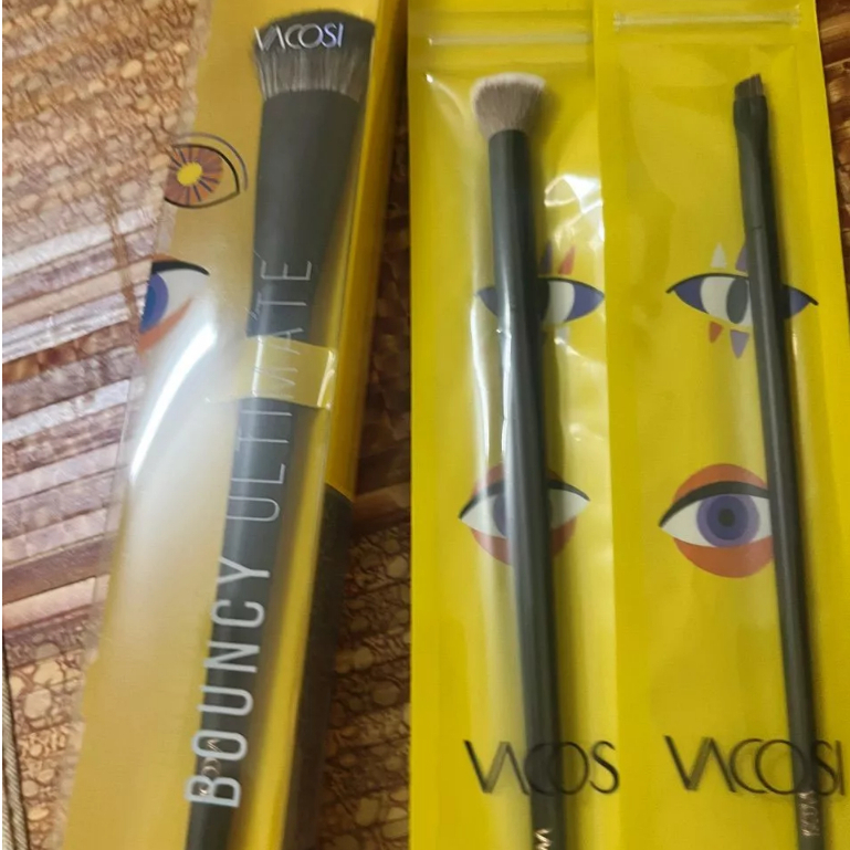 Cọ Nền Trang Điểm Che Khuyết Điểm VACOSI - F03, F06, F09, F10, F11, F12, F13, F15 (Mẫu Mới)