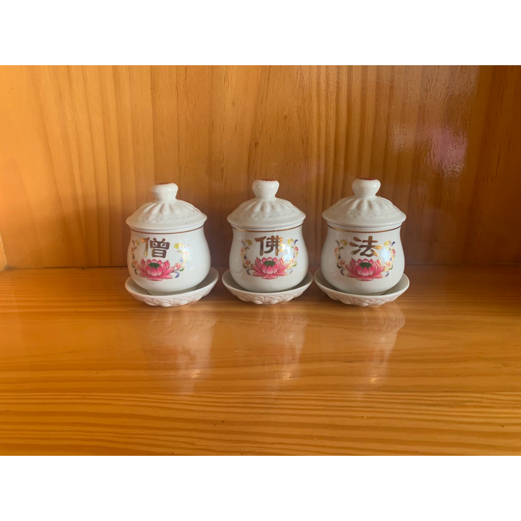 Bộ 3 chung cúng nước bằng sứ