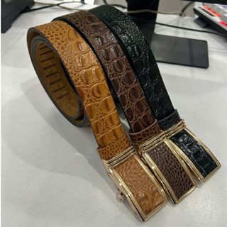  Dây Nịt Nam Da Bò Nguyên Miếng 1 Lớp Dập Vân Cá Sấu Mặt Khóa Tăng Tự Động Màu Gold 