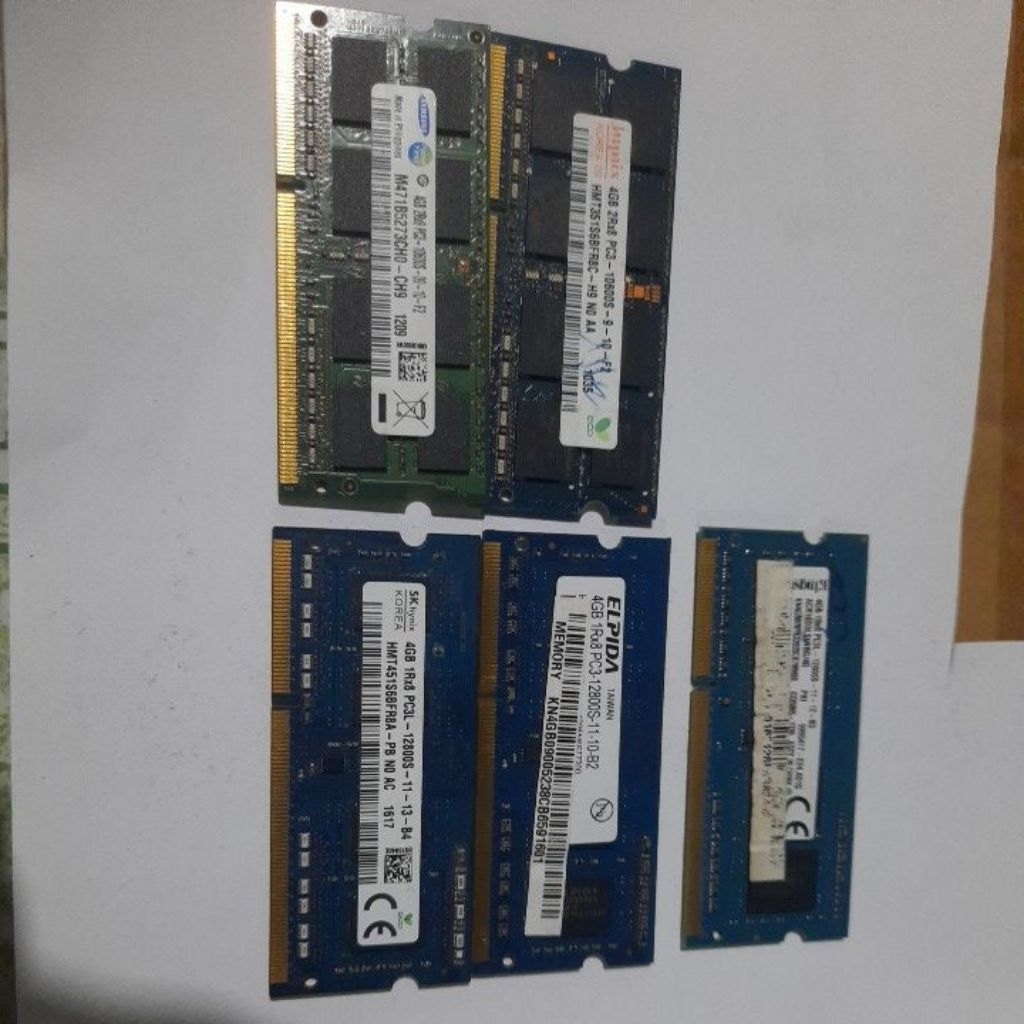Ram laptop 4gb ddr3-10600s(2 cây),4gb ddr3 -12800s(3 cây)