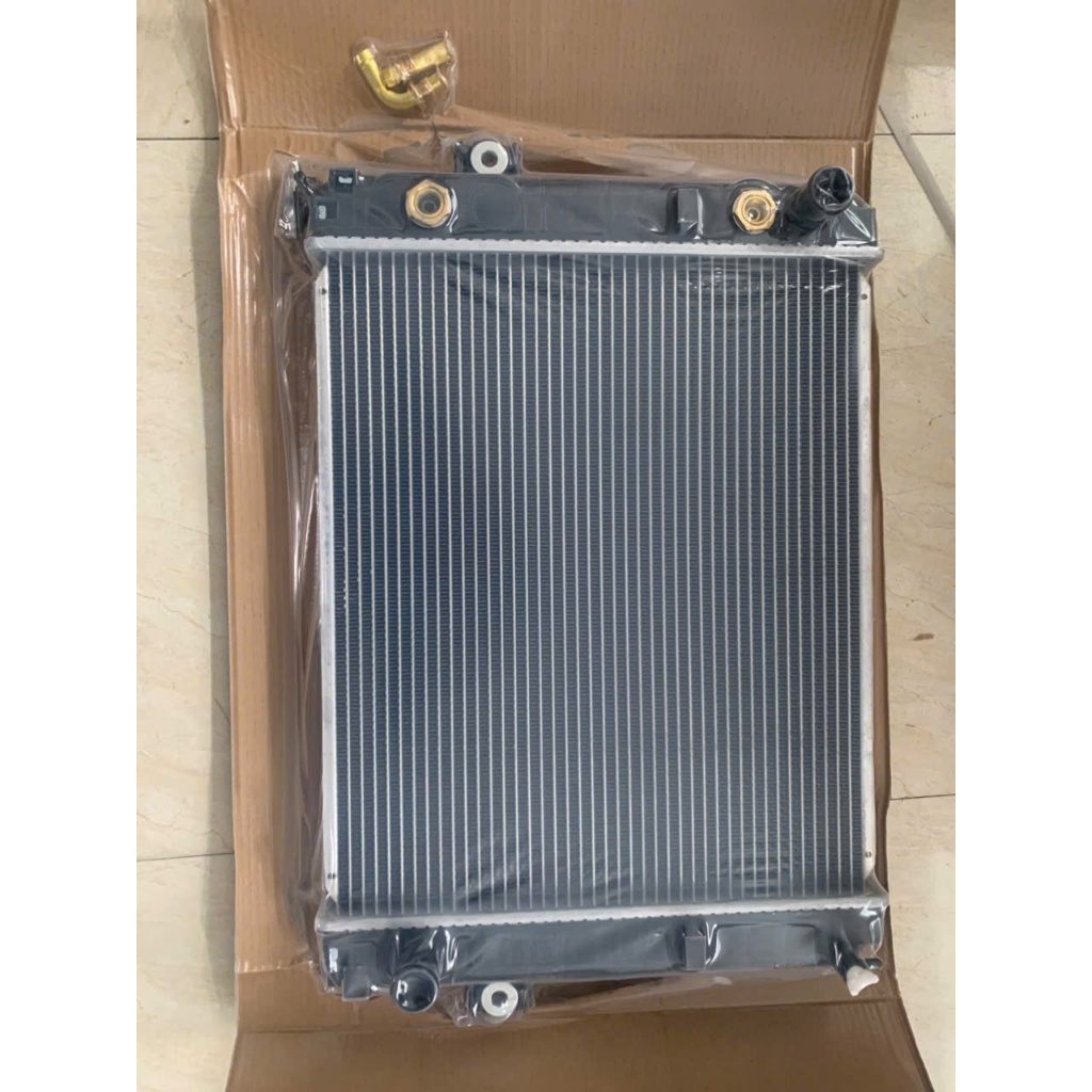 Két Nước Phụ Tùng Cho Xe Nâng Toyota 7FD30 / 8FD30 Động Cơ 2Z 1DZ-II Tản Nhiệt Cao Cấp