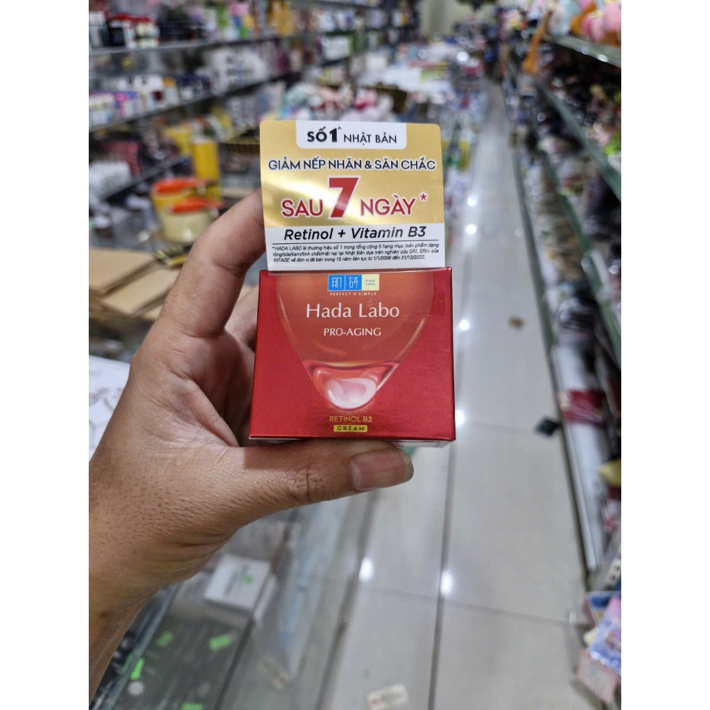 Kem dưỡng Hada Labo Pro-Aging Retinol B3