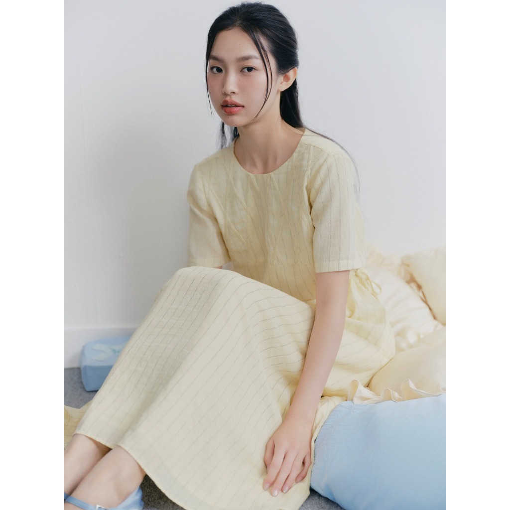 Đầm suông thêu dáng dài eo có dây rút Butter Striped Midi Embro Dress phù hợp mọi dịp OLV | BigBuy360 - bigbuy360.vn