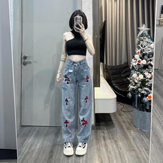  Quần bò ống suông MELINA jean ống rộng cho nữ thêu chữ thập đỏ màu xanh nhạt size S M L 573 