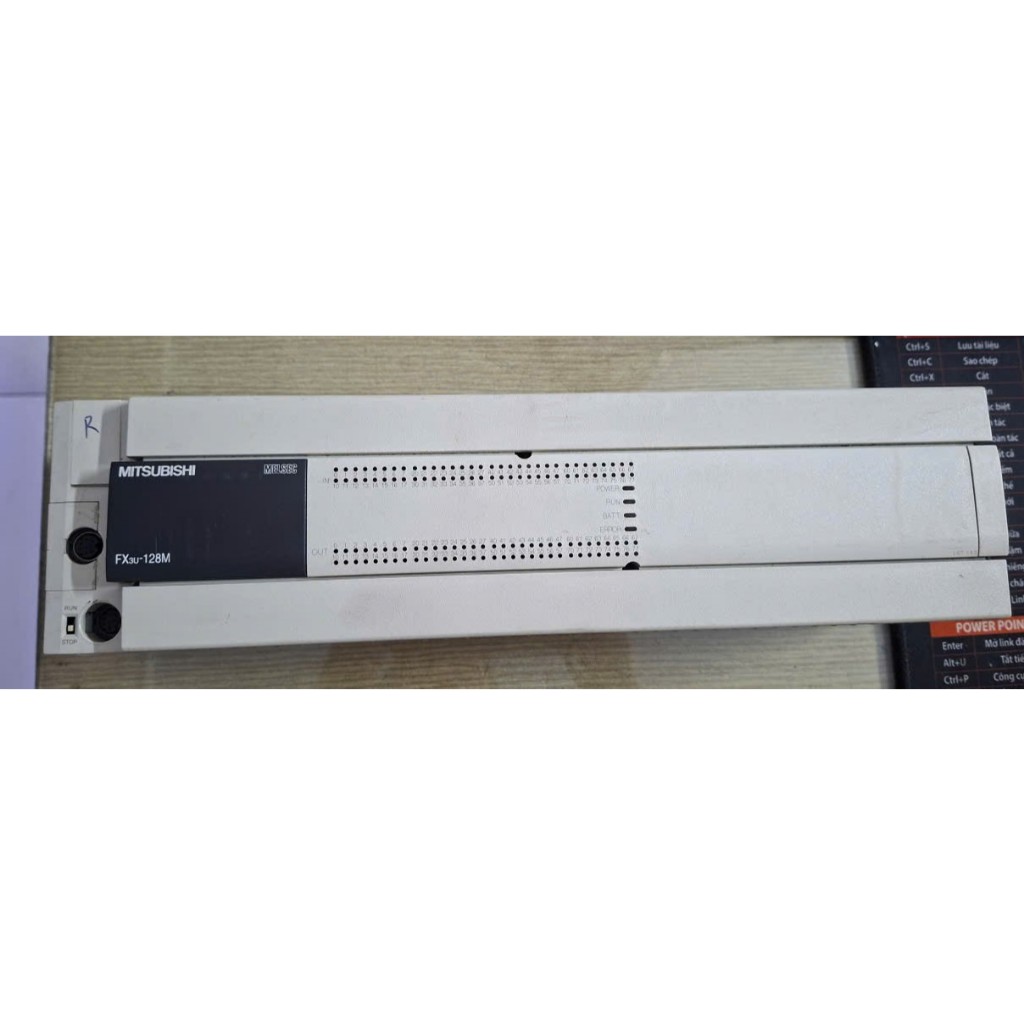 Bộ Lập Trình PLC Mitsubishi Fx3u 128Mr