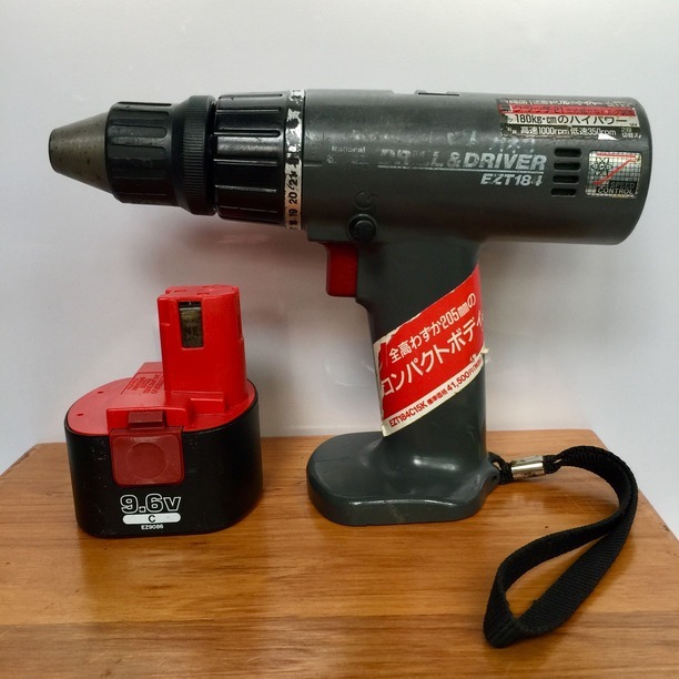 Thân Máy Khoan 9.6v National EZT184 + Vỏ (không có pin)  – hàng nhật bãi