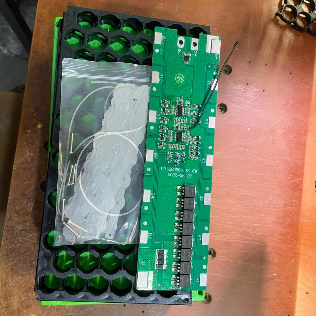 Vỏ mạch pin 48V 13S 14S 6P 18650 dùng ghép khối pin xe điện 48V / 13S - 14S