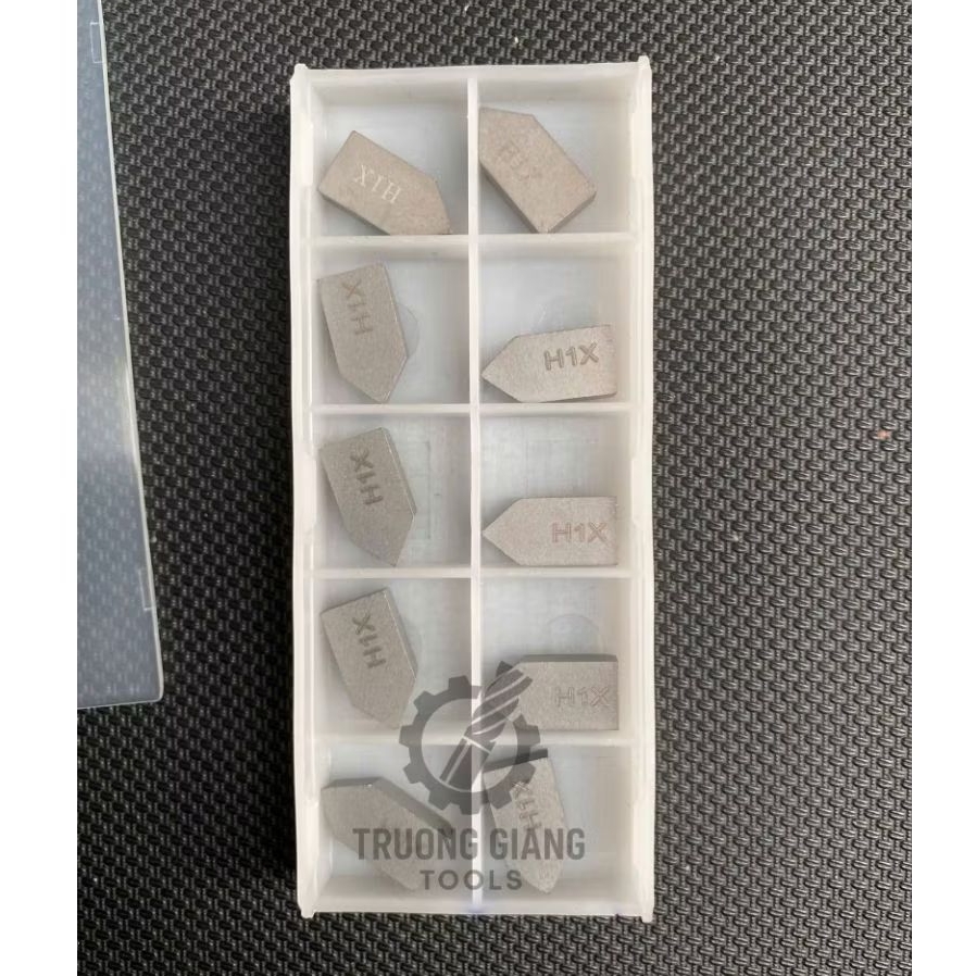 Chip hàn H1X 8li Loại 2 – Tiện thép sau nhiệt – Chip tiện khuôn – Bền – Sắc – Chống mẻ – 10 viên/hộp