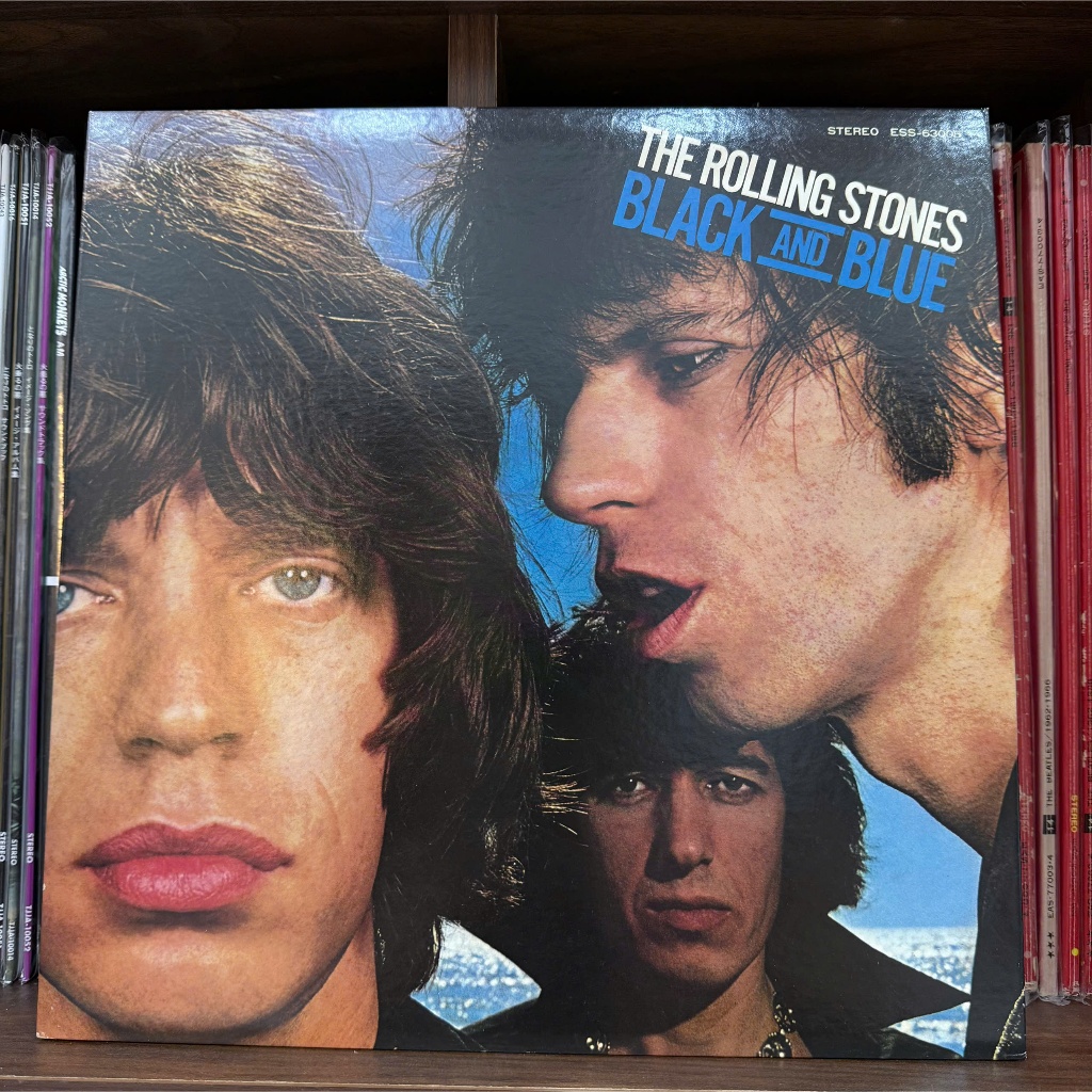 Đĩa than -The Rolling Stones – Black and Blue (550k)