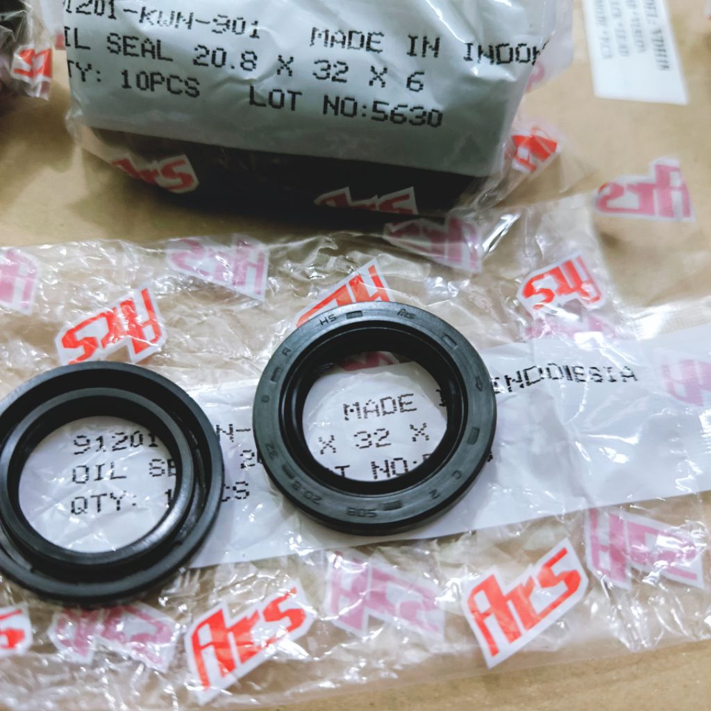 Phớt mâm lửa AB 125 / LEAD 125 / SH Mode Ars 20.8*32*6 + Gioăng mâm lửa AB 125 Ars