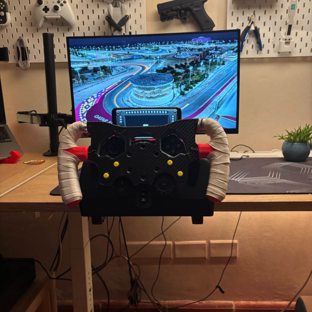 F1 Logitech G29, G923