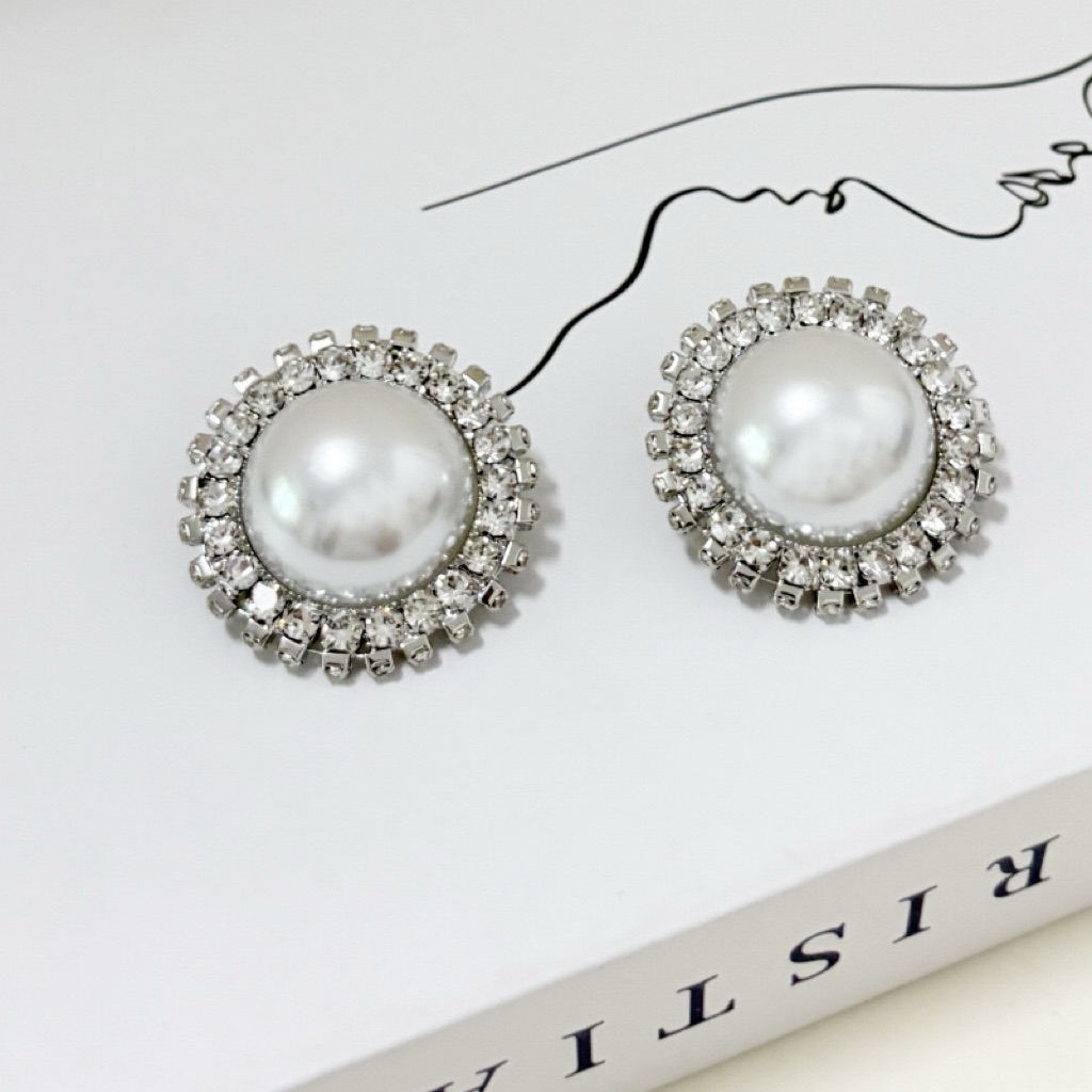 Bông tai tròn viền đá LYDIA | ANHS Accessories