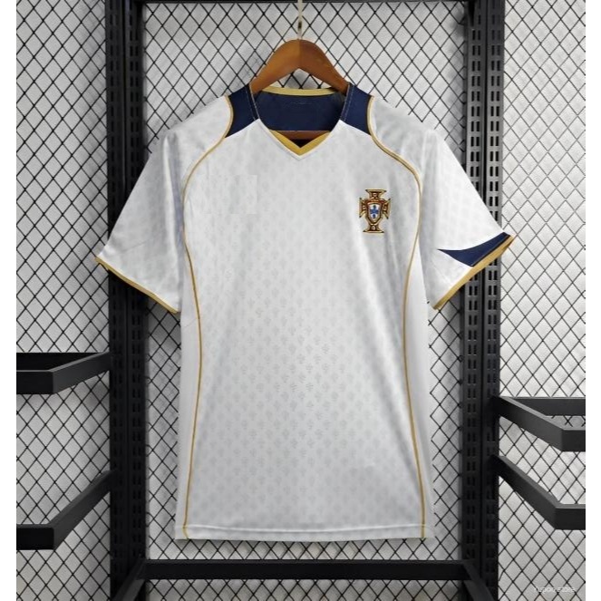 Áo Bóng Đá - Retro Bồ Đào Nha - Năm 2004 - Sân Khách