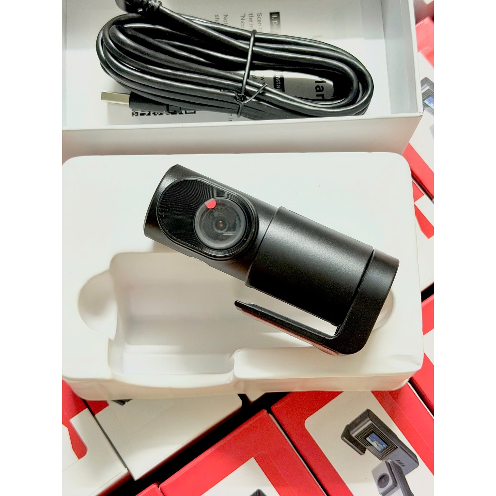 Camera hành trình Q9 Pro android kết nối wifi với điện thoại, tích hợp màn android ghi lại hành trìn