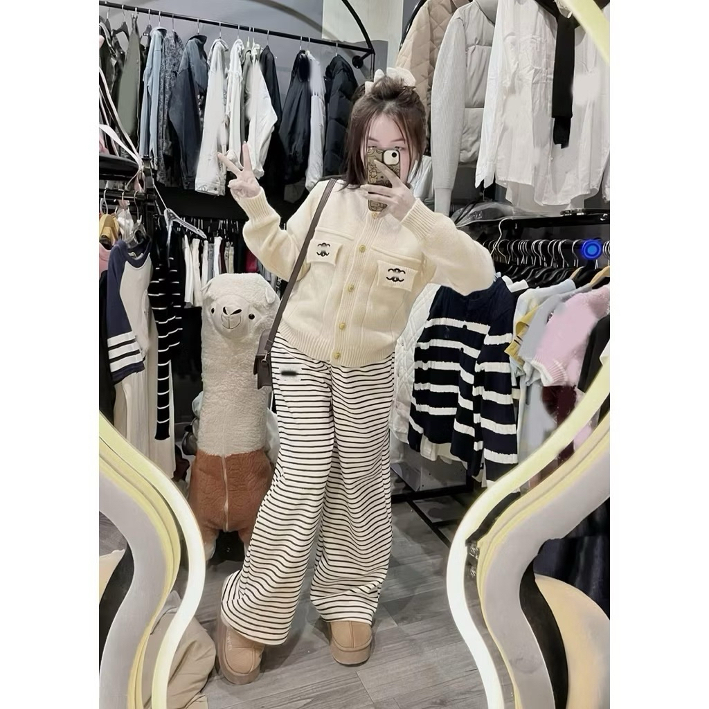 QUẦN SUÔNG KẺ THÊU X LÔNG-MOXIE BOUTIQUE-