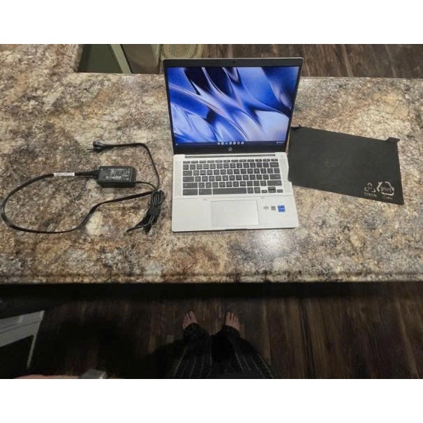 HP PRO C640 CHROMEBOOK ENTERPRISE, vỏ kim loại cực đẹp, pin trâu-GIÁ CHỈ 5 TRIỆU