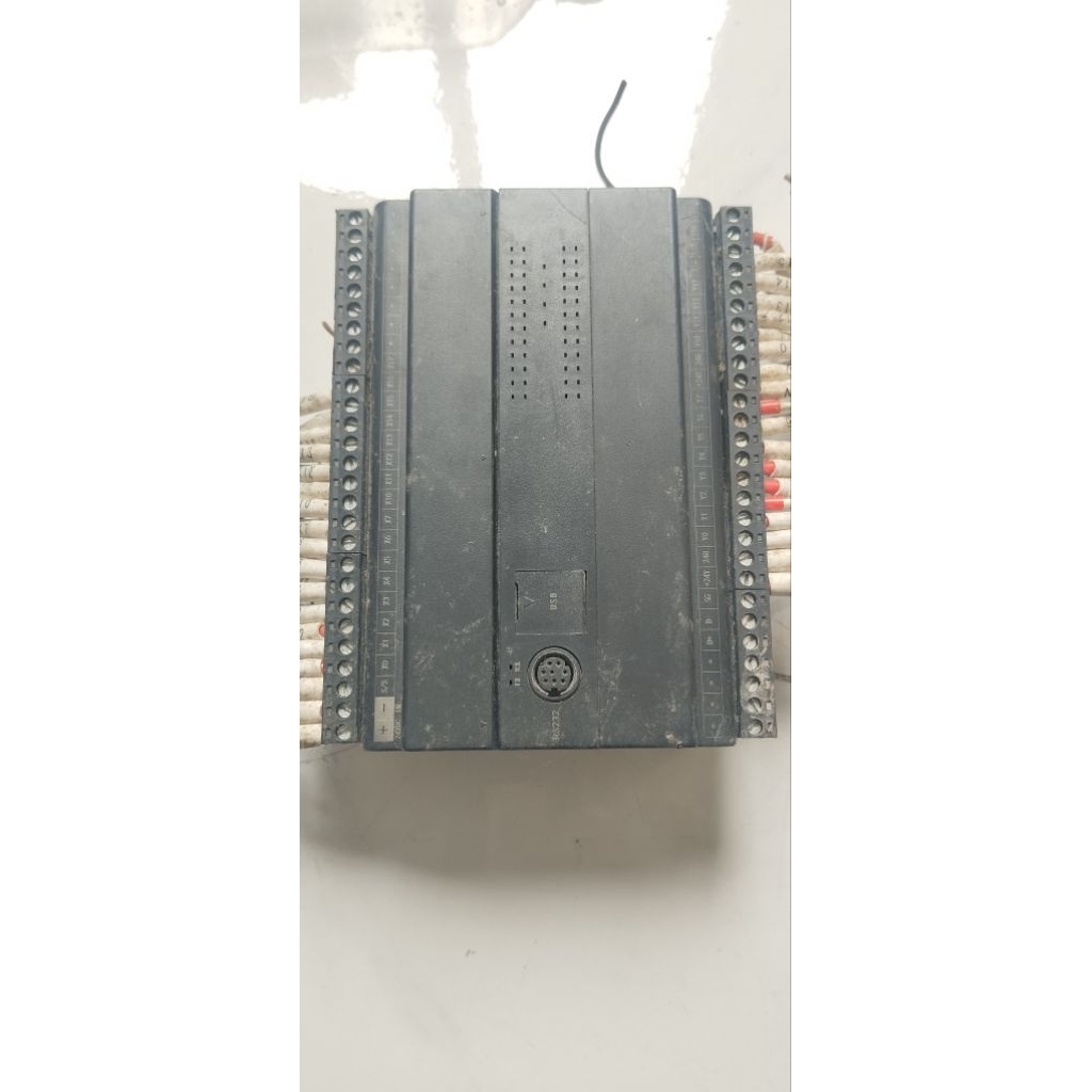 plc jengog dùng phần mềm plc delta. Ngõ ra transitor phát xung