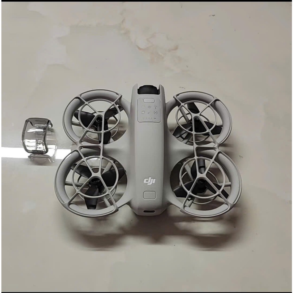 DJI Neo – Máy bay không người lái mini (1 máy + 1 pin)