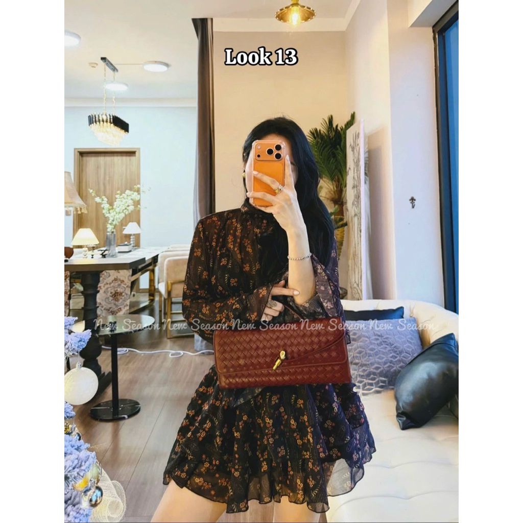 Váy voan hoa tay dài dáng ngắn 2025 Zara xuất