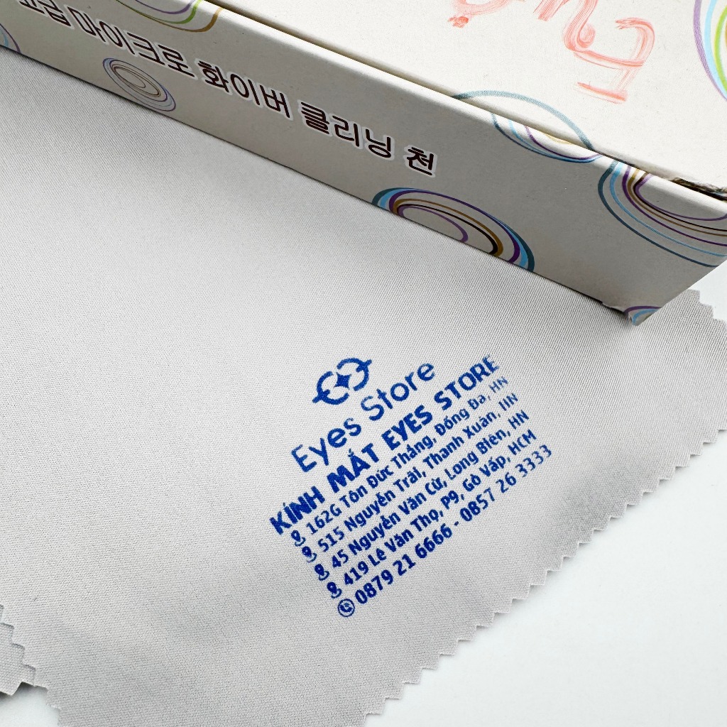 Khăn Lau Kính Microfiber Eyes Store – Không Bám Bụi, Không Để Lại Vệt