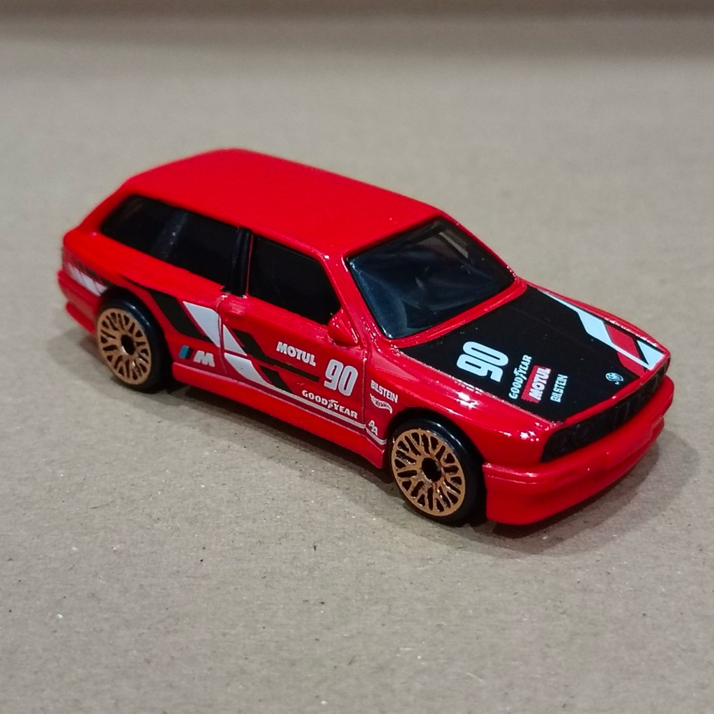 Xe bánh nhựa 1/64 Hot Wheels BMW M3 Wagon LOOSE