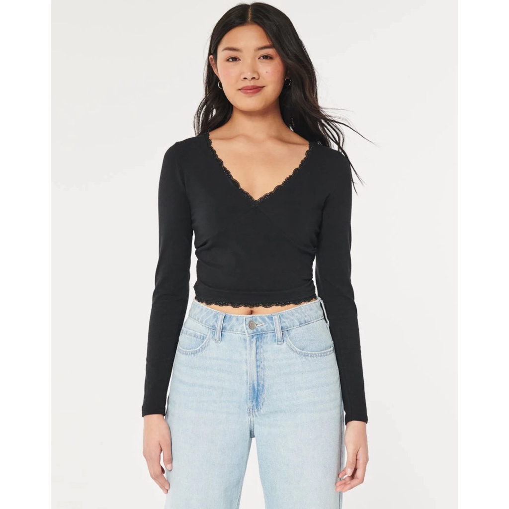 Áo croptop dài tay nữ Hollister viền ren quấn vạt VNXK size S