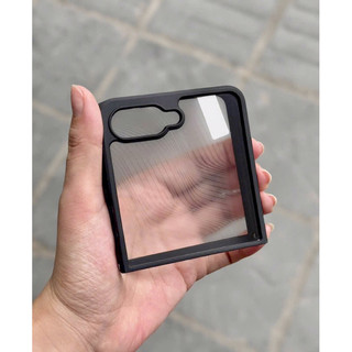 Ốp DUX DUCIS lưng nhám viền đen hoạ tiết vân sóng dành cho Samsung Z Fold 7/ Z Flip 7