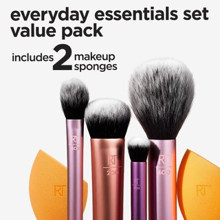 Bộ 4 Cọ Kèm 2 Mút RT Real Techniques Everyday Essentials Plus